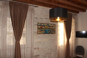 Luxury Rooms Rustic Chic