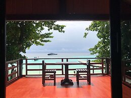 Lipe Garden Beach Resort