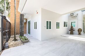 Private Pool Villa Billiard Renovated 22