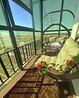 Eagle Town Service Apartment