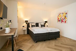 Snoozz Hotels