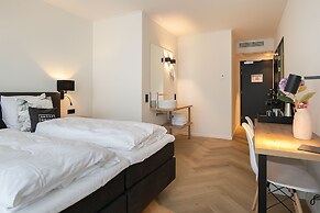 Snoozz Hotels