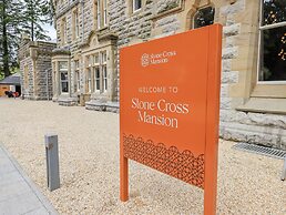 The Florence Suite Stone Cross Mansion