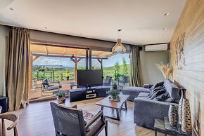 Stunning 2-bed Pool Villa in Skepasti