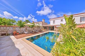 Caliza Alacati