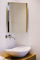 Opalia Suites