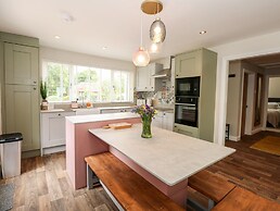 Daisy Tree Cottage
