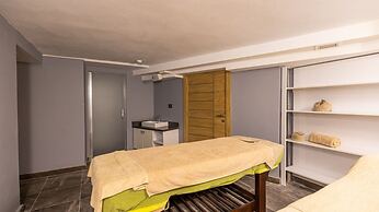 Peramis Hotel & Spa