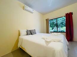 Grand Park Manuel Antonio