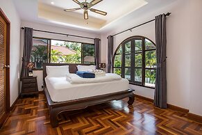 Havana Pool Villa with Gym and Billiard