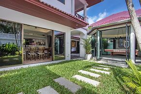 Havana Pool Villa with Gym and Billiard