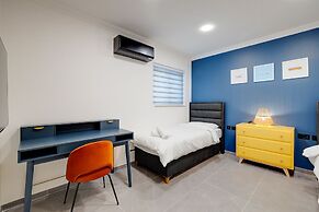 Art Deco Luxury Apartment, Central Location