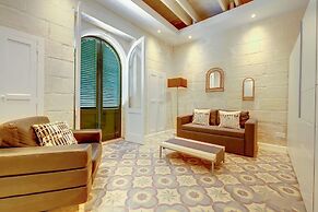 Central 1BR Apartment in Valletta