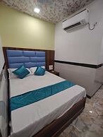 Hotel Tip Top Residency