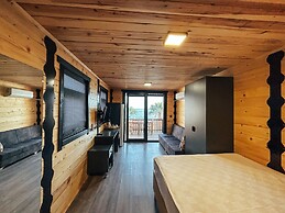 Bitez Tiny House