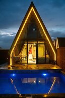Triangle Life Suit