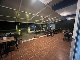 Kumada Hotel Beach