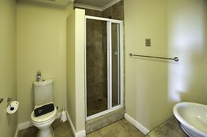 Ellefsen Suite 117