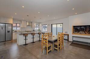 Dalton's, Langebaan 10-sleeper