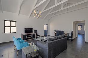 Dalton's, Langebaan 10-sleeper