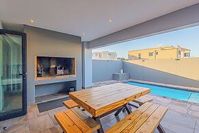 Dalton's, Langebaan 10-sleeper