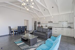 Dalton's, Langebaan 10-sleeper