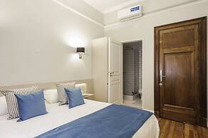 Sarmiento Flats