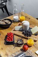 Amer Suites Fira