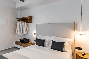 Amer Suites Fira
