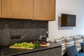Amer Suites Fira
