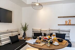 Amer Suites Fira