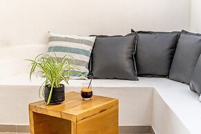 Amer Suites Fira
