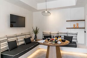 Amer Suites Fira