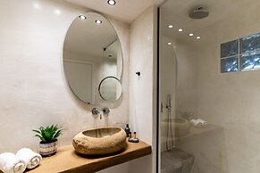 Amer Suites Fira