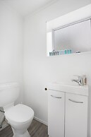Bright 3-Bedroom Unit - WiFi & Parking