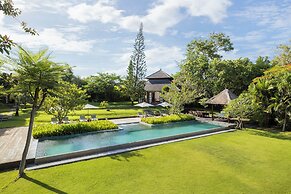 Villa Amita by Nakula