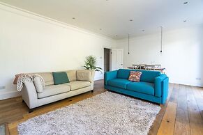 Fantastic 3 Bedroom Flat West Hampstead