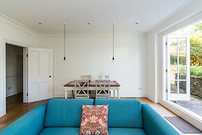 Fantastic 3 Bedroom Flat West Hampstead