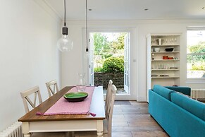 Fantastic 3 Bedroom Flat West Hampstead