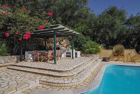 Ioannas House in Nisaki