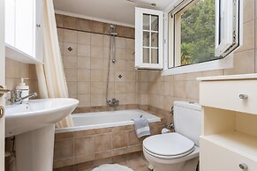 Ioannas House in Nisaki