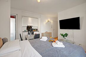 Lean & Santi Apartments