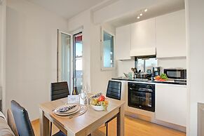 Lean & Santi Apartments