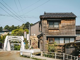 Sansuikyo Machiya House