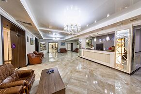 Osh Grand Hotel CHAVO