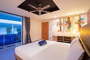 Chic and Modern 3BR Pool Villa Kloua