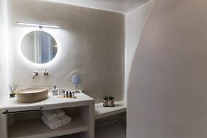 Lavadoze Luxury Suites - Adults only