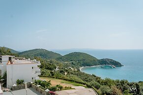 Arilla Beach Hotel