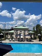 Manoir Chamberland (Adults Only, No Pets)