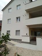 Apartment Villa Bijele Stijene